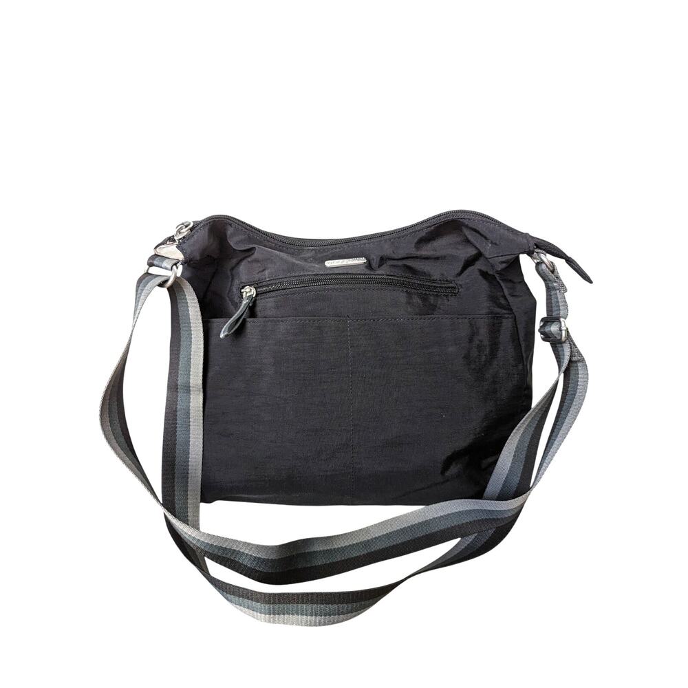 Baggallini Ladies Cloth Black Purse